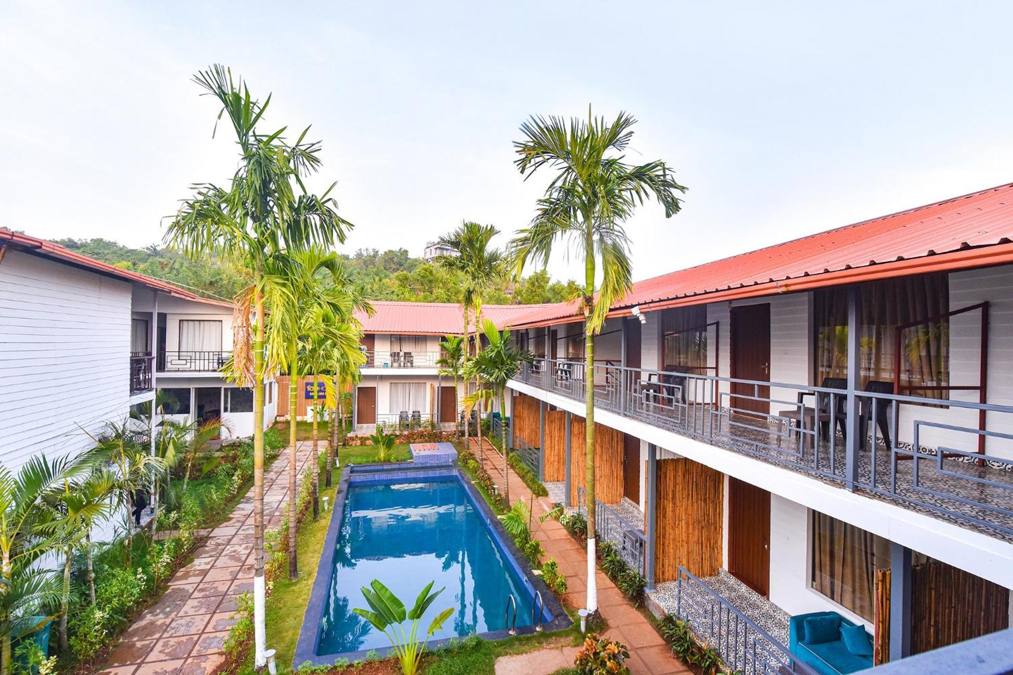 Fabhotel Morjim Bliss - 500M From Morjim Beach Exterior photo