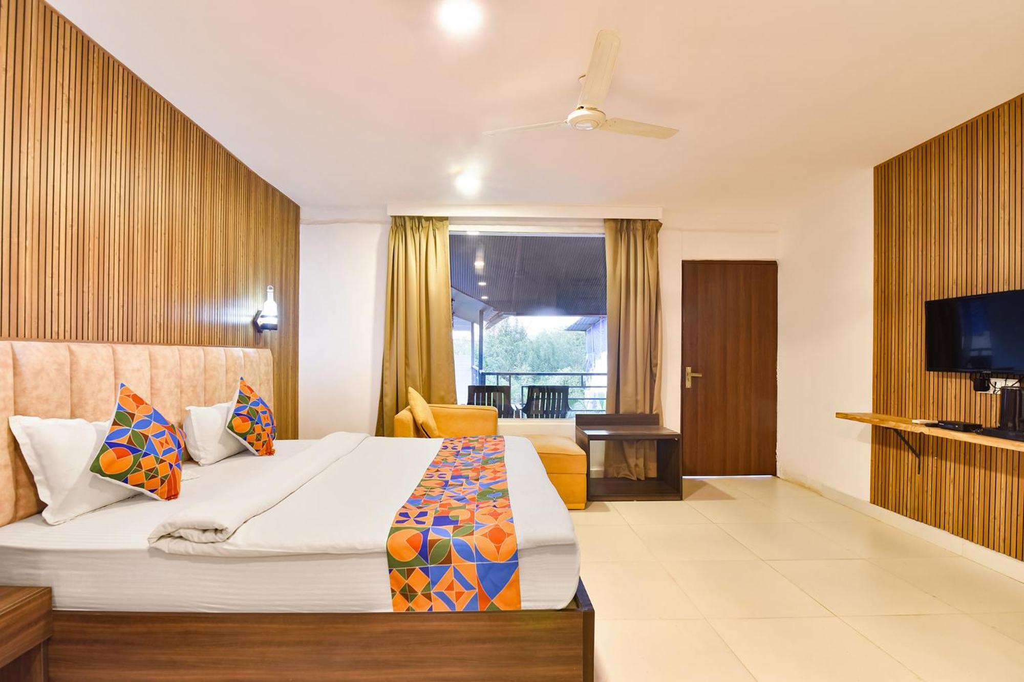 Fabhotel Morjim Bliss - 500M From Morjim Beach Exterior photo